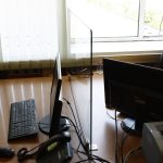 Защитный экран из прозрачного стекла